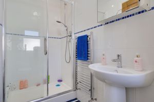 Bedroom One (En-Suite)- click for photo gallery